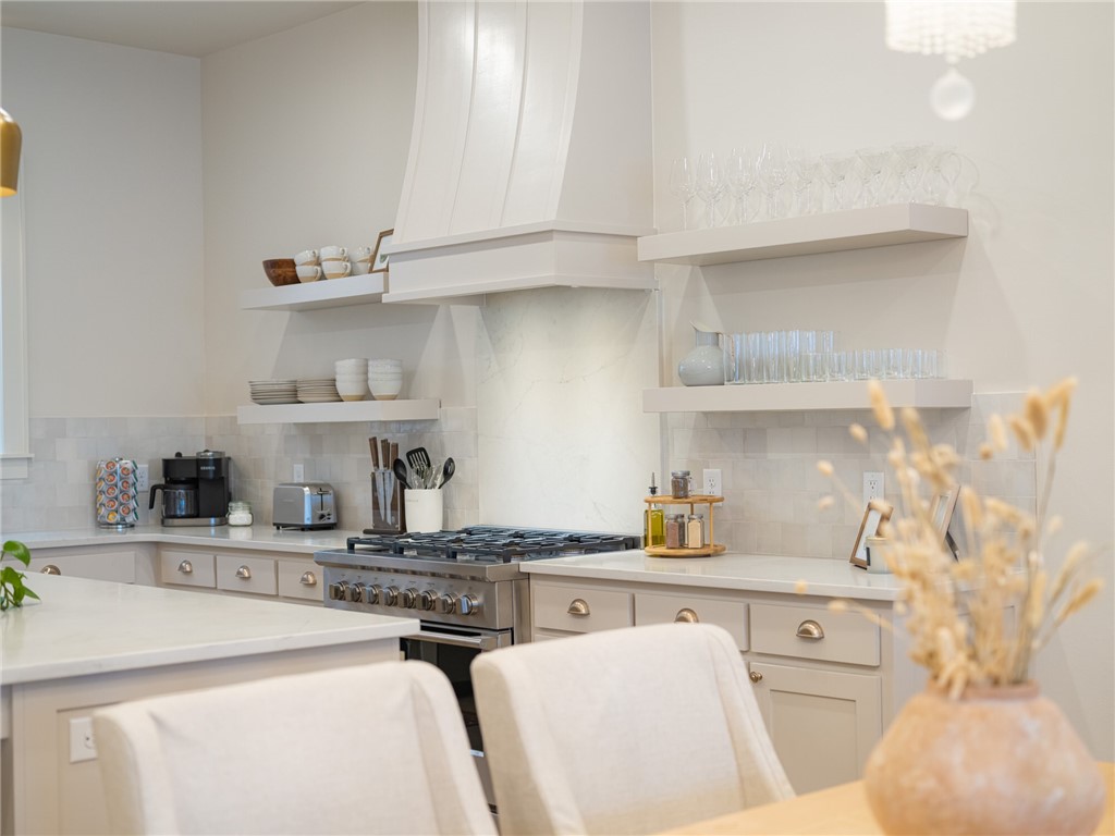 RAILROAD ADD-BENTONVILLE - Residential