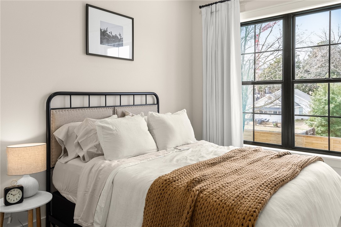 RAILROAD ADD-BENTONVILLE - Residential