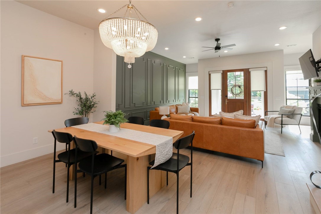 RAILROAD ADD-BENTONVILLE - Residential