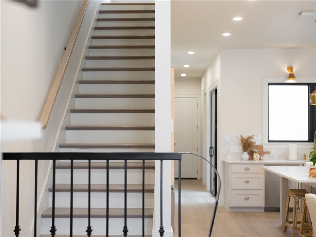 RAILROAD ADD-BENTONVILLE - Residential