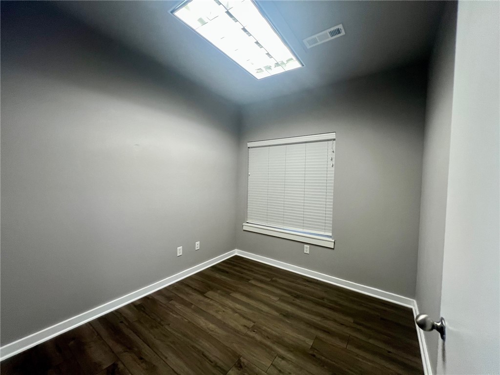 Dunn & Davis Add Bentonville - Commercial Lease