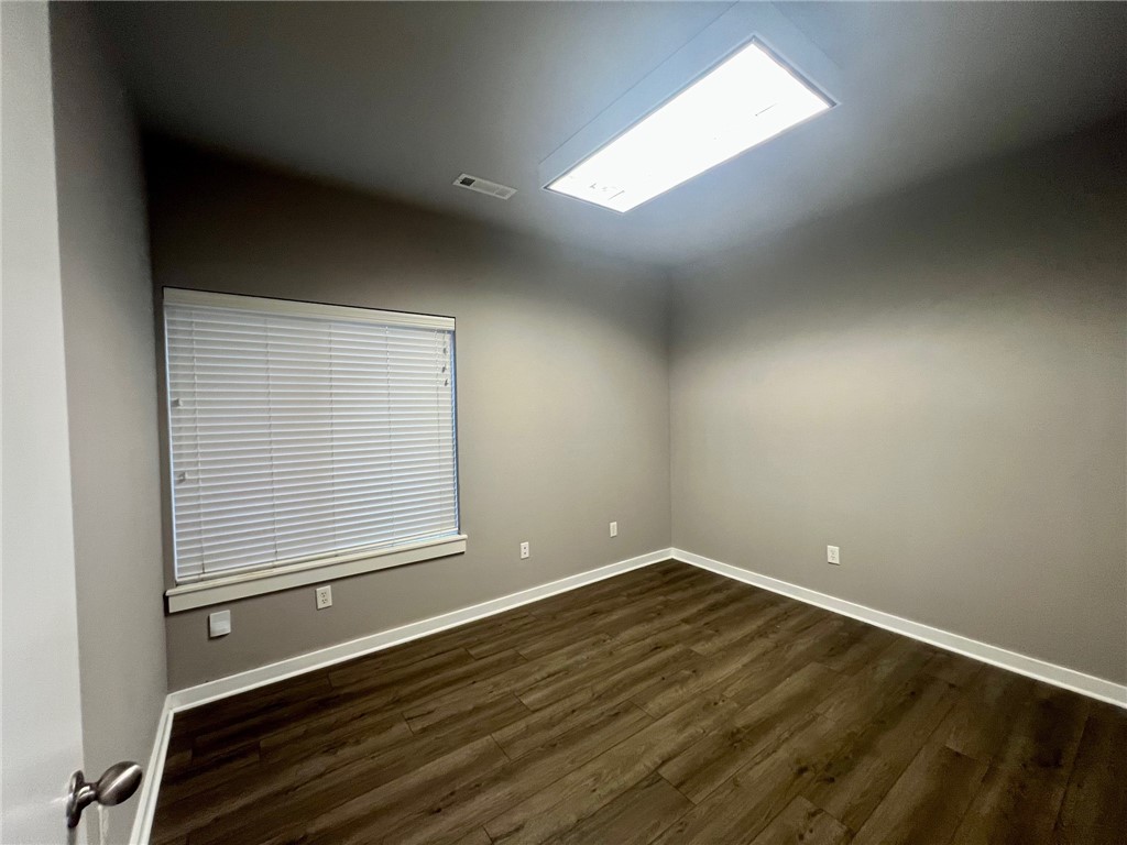 Dunn & Davis Add Bentonville - Commercial Lease