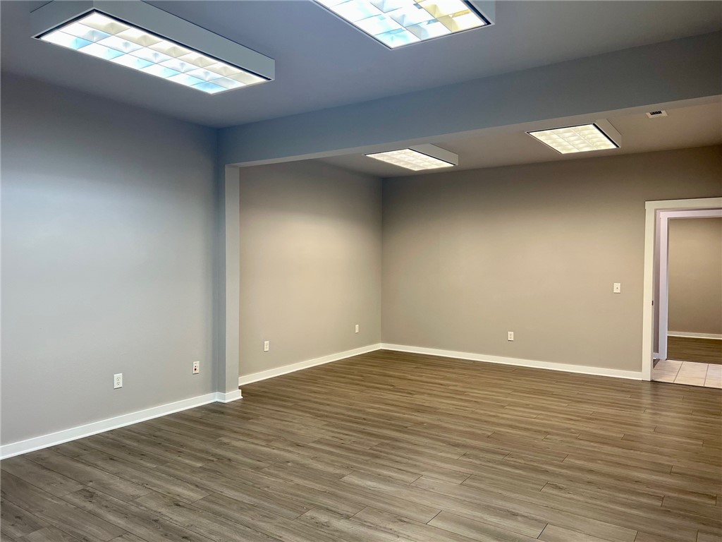 Dunn & Davis Add Bentonville - Commercial Lease