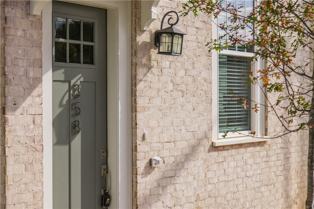Hill Avenue Townhomes - Residential