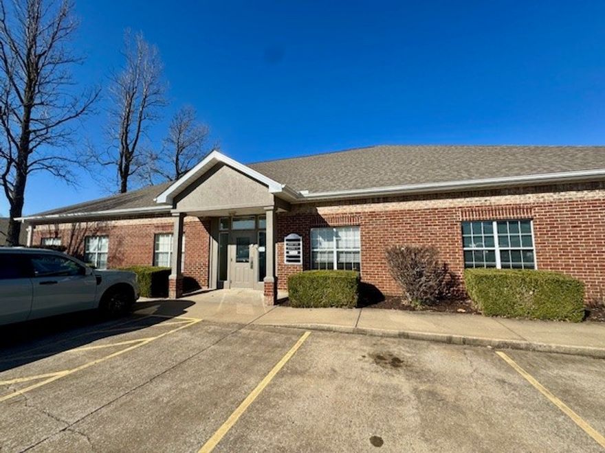 Interior Office unit in multi tenant building. Has access to common breakroom and restrooms. Key code access to exterior door.