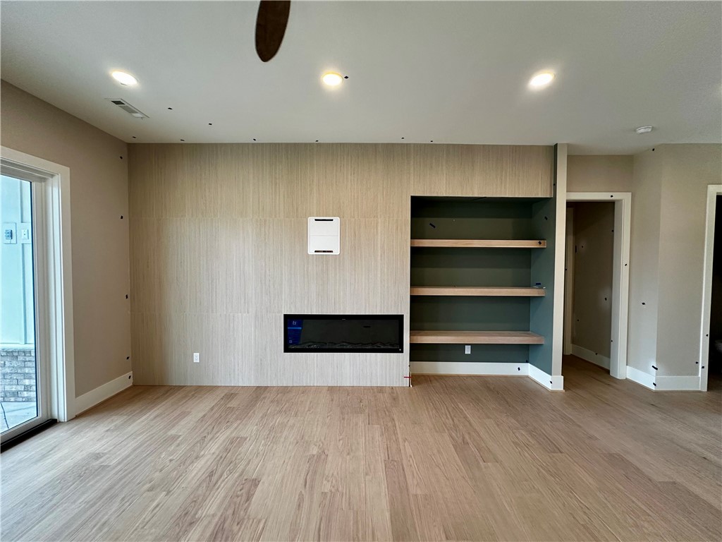 Aurora Sub Ph 3 Bentonville - Residential