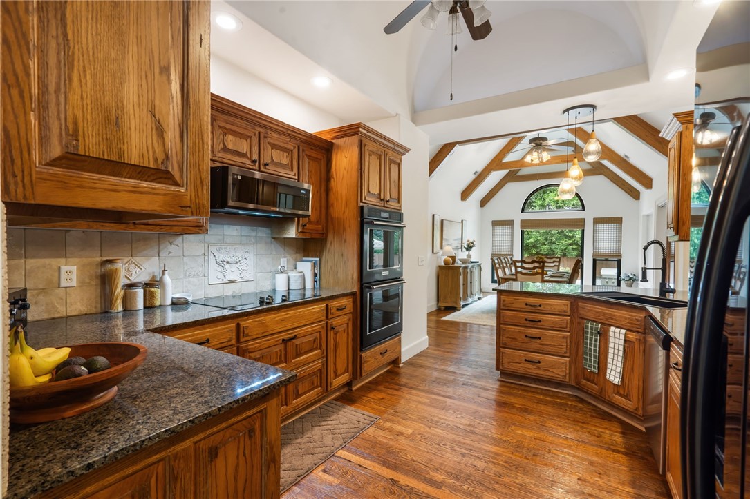 Shadow Valley Ph 1 Rogers - Residential