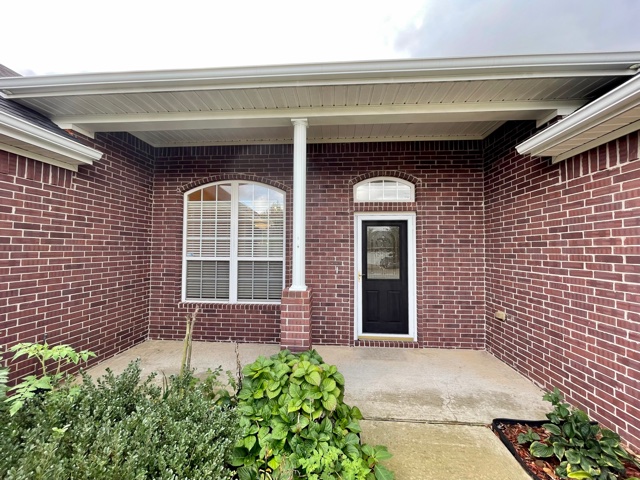 Crofton Manor Sub - Residential Lease