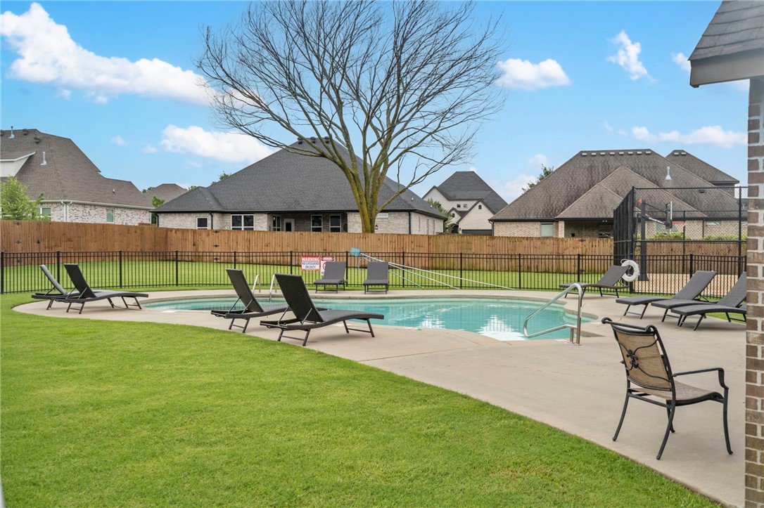 Creekside - Residential