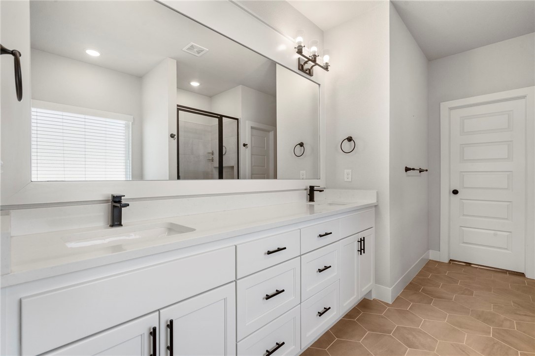 Creekside - Residential