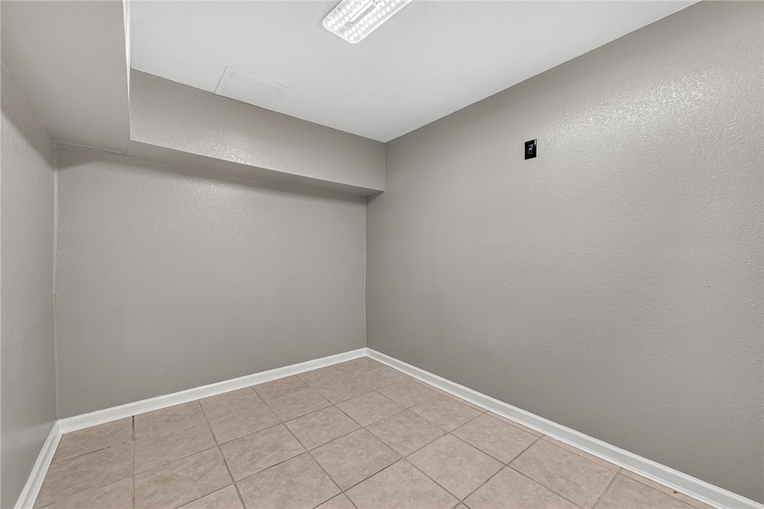 Kenwood Sub Bvv - Residential