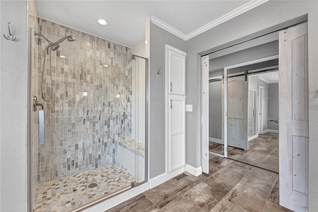 Kenwood Sub Bvv - Residential