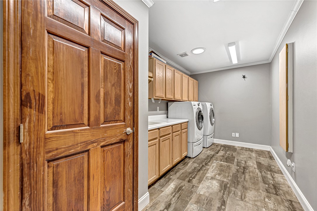 Kenwood Sub Bvv - Residential