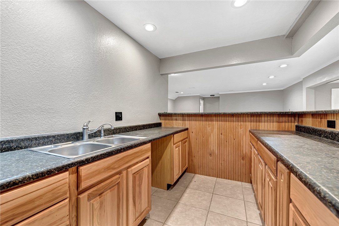 Kenwood Sub Bvv - Residential