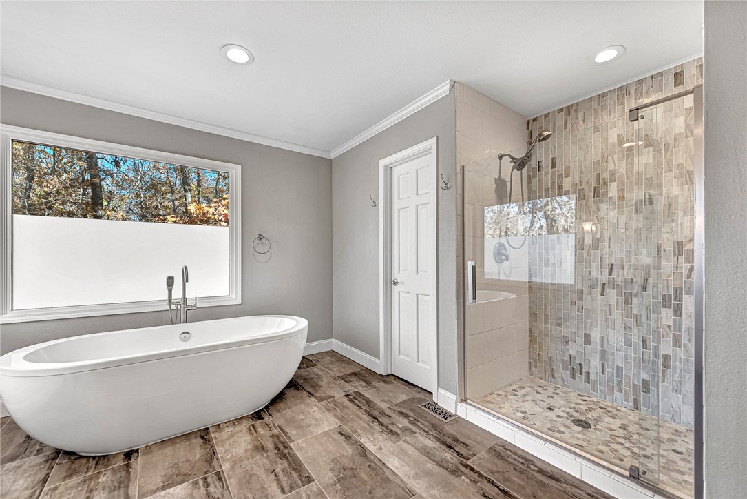 Kenwood Sub Bvv - Residential