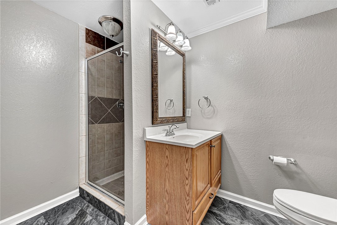 Kenwood Sub Bvv - Residential