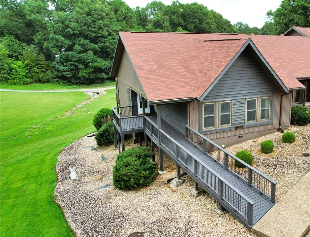 Bella Vista, Arkansas 72714, United States, 3 Bedrooms Bedrooms, ,2 BathroomsBathrooms,Residential,Pending,152495