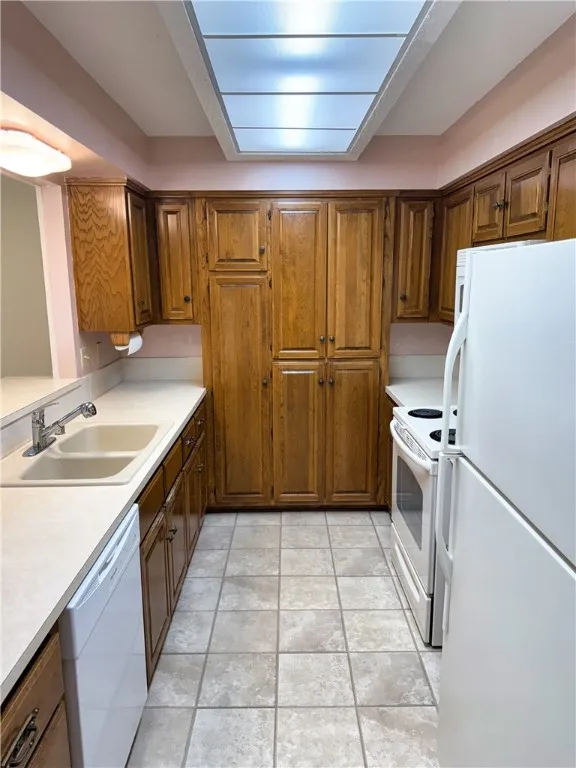 Bella Vista, Arkansas 72714, United States, 3 Bedrooms Bedrooms, ,2 BathroomsBathrooms,Residential,Pending,152495