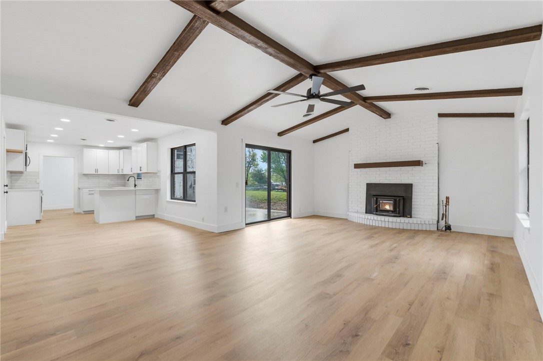 North Brush Creek Hills Unit 1 Rogers - Residential