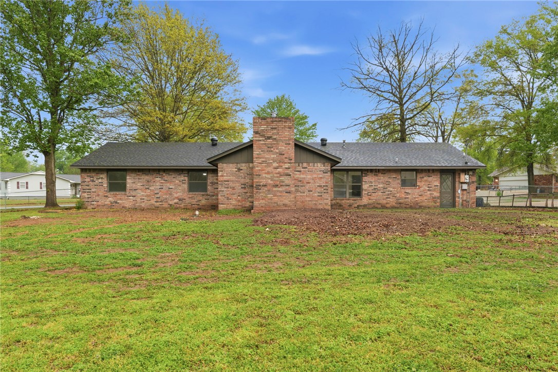 North Brush Creek Hills Unit 1 Rogers - Residential