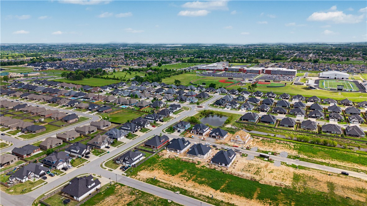 MAPLE ESTATES PH III-CENTERTON - Residential
