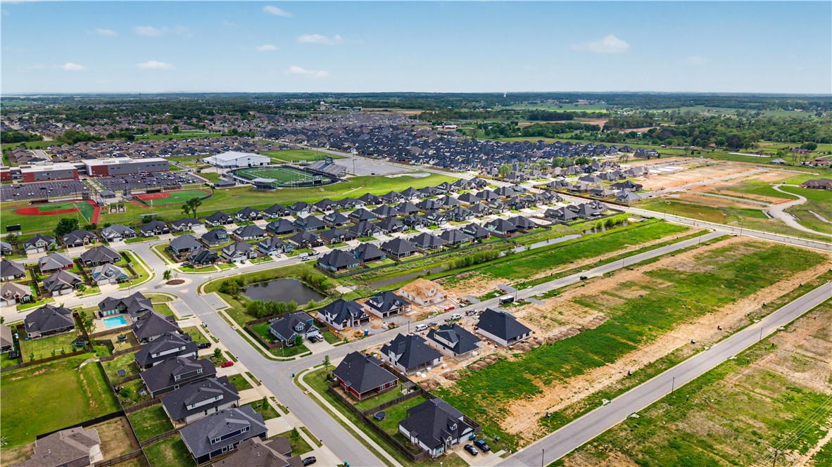MAPLE ESTATES PH III-CENTERTON - Residential