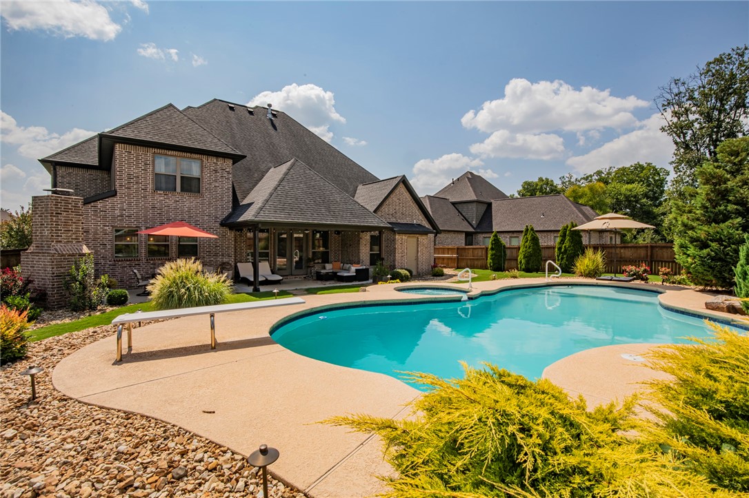 Amber Ridge At Woods Creek Bentonville - Residential
