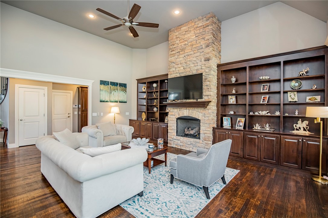 Amber Ridge At Woods Creek Bentonville - Residential