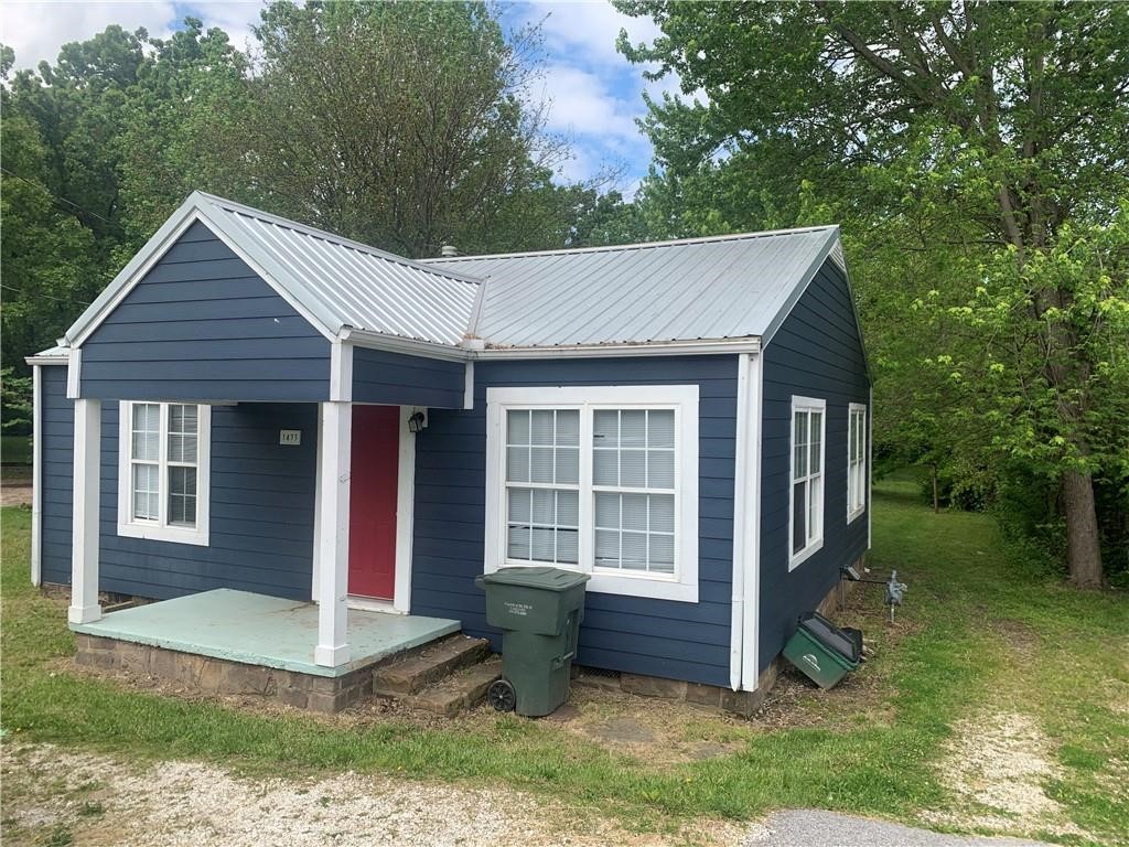 Hendrix Add - Residential Lease