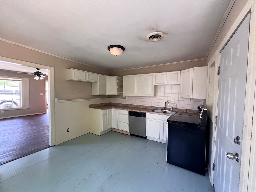 Hendrix Add - Residential Lease