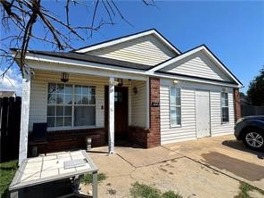 Home on Good location close to Schools, shopping, Highway. Garage was been converted into a spacious living room giving extra comfort and flexibility, inside you will find granite countertops elegant light fixtures
and title flooring through the home.