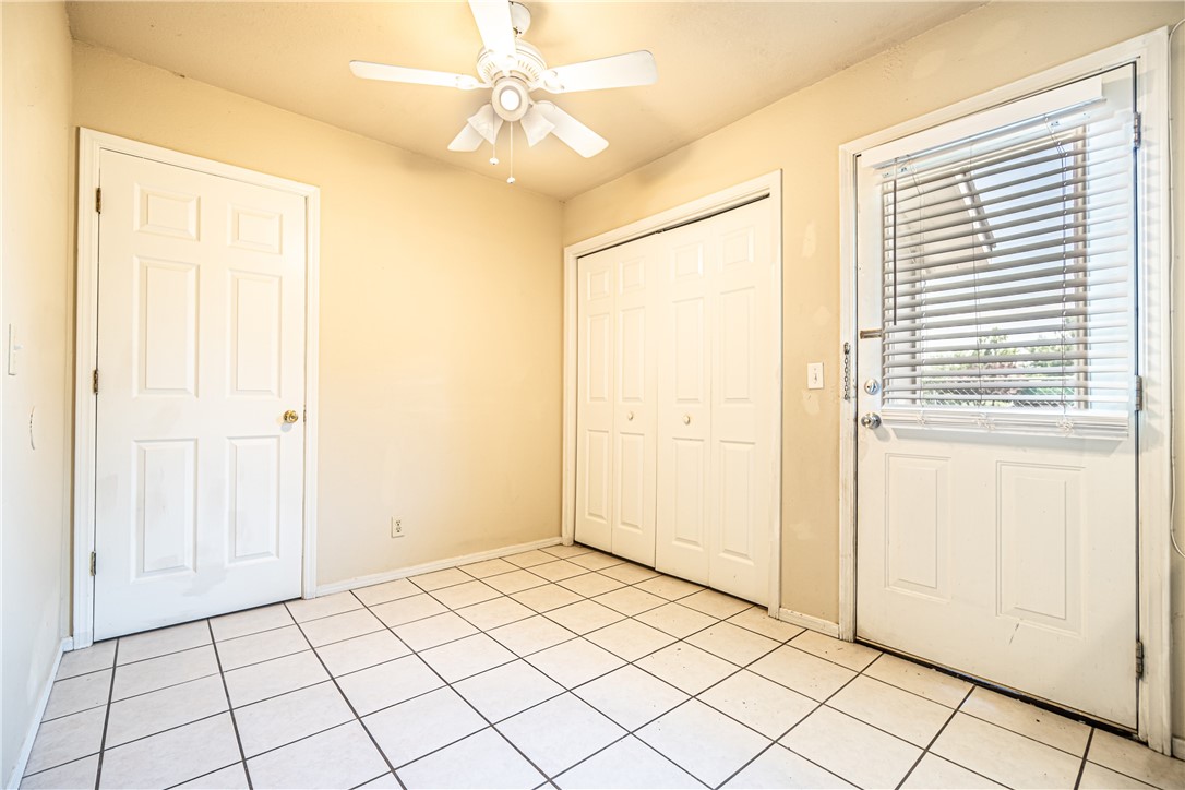 Rolling Oaks - Residential Lease