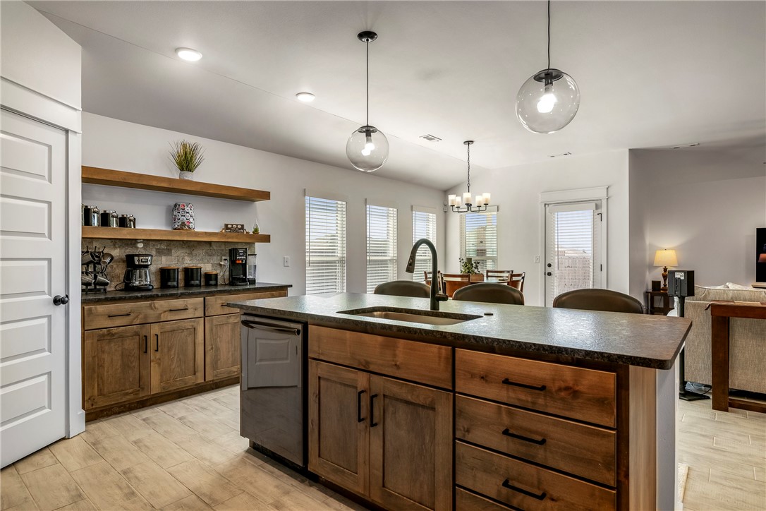 Saratoga Pea Ridge - Residential