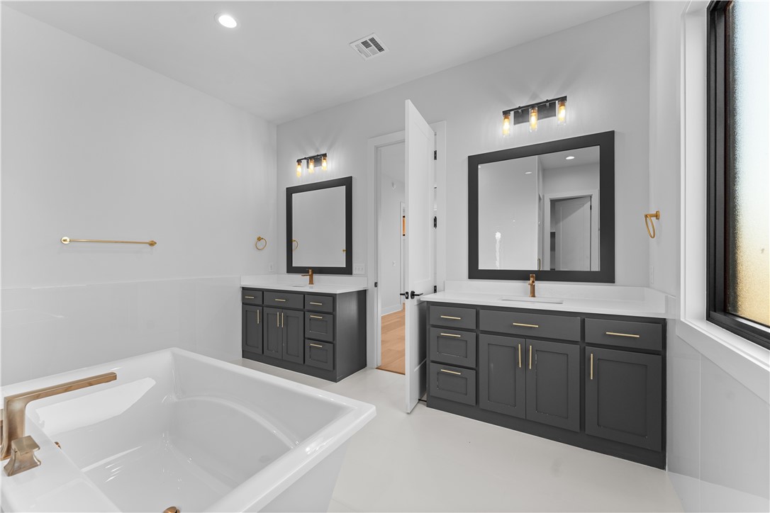 Aurora - Residential