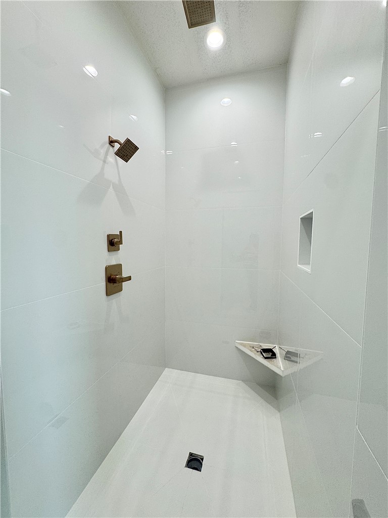 Aurora - Residential