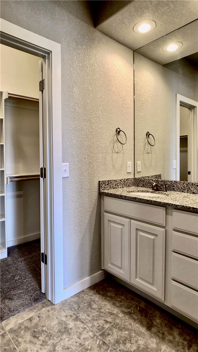 Row Homes at the Links - Residential Lease