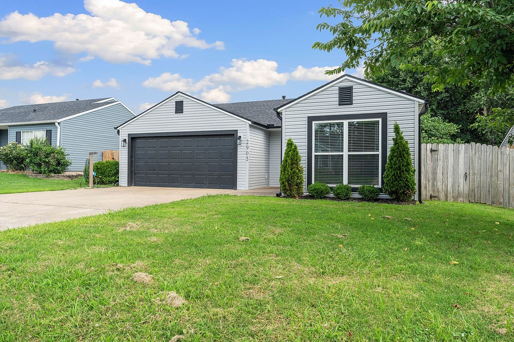 Welcome to the ideal Bentonville locationāan updated 3-bedroom, 2-bath home offering the option for your family home or investment potential. Situated just minutes from Downtown Bentonville, the new Walmart Headquarters, and easy access to I-49, this home places you in the heart of everything Northwest Arkansas has to offer including access onto Dark Holler and Traverse, two of the areaās popular mountain biking trails. Inside, the home features fresh updates including new flooring, modern appliances, and upgraded electrical fixtures. Surrounded by mature trees, it offers a private, peaceful setting while still being incredibly close to all the action. Currently operating as a short-term rental, it can be sold fully furnished with an acceptable offer, making it a true turnkey investment opportunity.
Whether you're looking for a low-maintenance home with adventure right outside your door or a reliable income-producing property in one of Bentonvilleās most desirable areas, this home delivers. 3d tour available