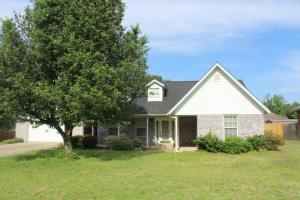 Move in ready, 3/2 , formal dining, oversized garage, New tile and carpet, new heat and air in 2018, gas fireplace in living room.