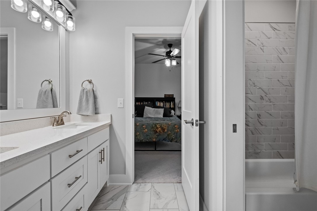 Clarendon Heights Bentonville - Residential