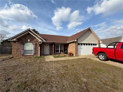 Photo of 1963 Palomino Drive, Greenwood, AR 72936 (MLS # 1337518)