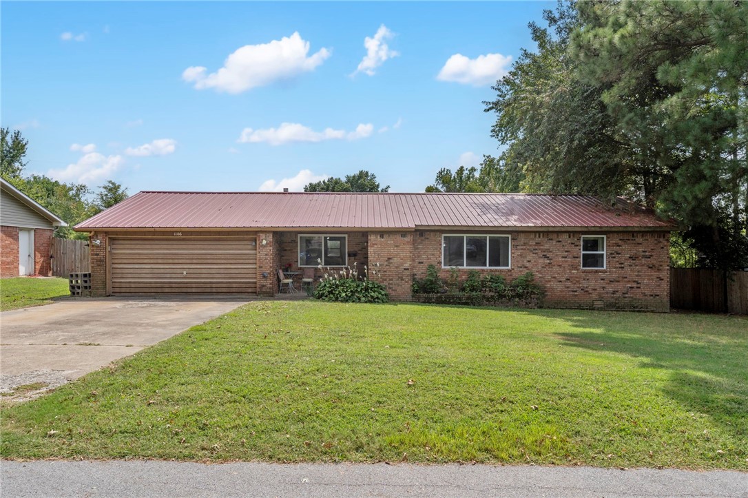 Discover the perfect blend of convenience & potential in this 3-bedroom, 1.5-bath home, ideally located just minutes from Downtown Bentonville. Built in 1975, this home offers a solid foundation & a classic layout thatās ready for your personal touch. Inside, youāll find spacious living areas with great natural light. A functional kitchen with room to update & modernize! Three comfortable bedrooms & 1.5 baths with some original details that add character that you might just want to keep. Outside, the property features a nice flat lot with mature trees, providing shade and privacy ā the perfect canvas for landscaping, outdoor entertaining, or even future expansion. Whether youāre a first-time buyer, an investor, or simply looking for a home you can customize to your taste, this property offers endless possibilities in a highly sought-after location. Prime Location: Just minutes from Crystal Bridges, the Bentonville Square, and the all new Wal-Mart Home Office Campus. Oh Yeah, don't forget about those Bike Trails!