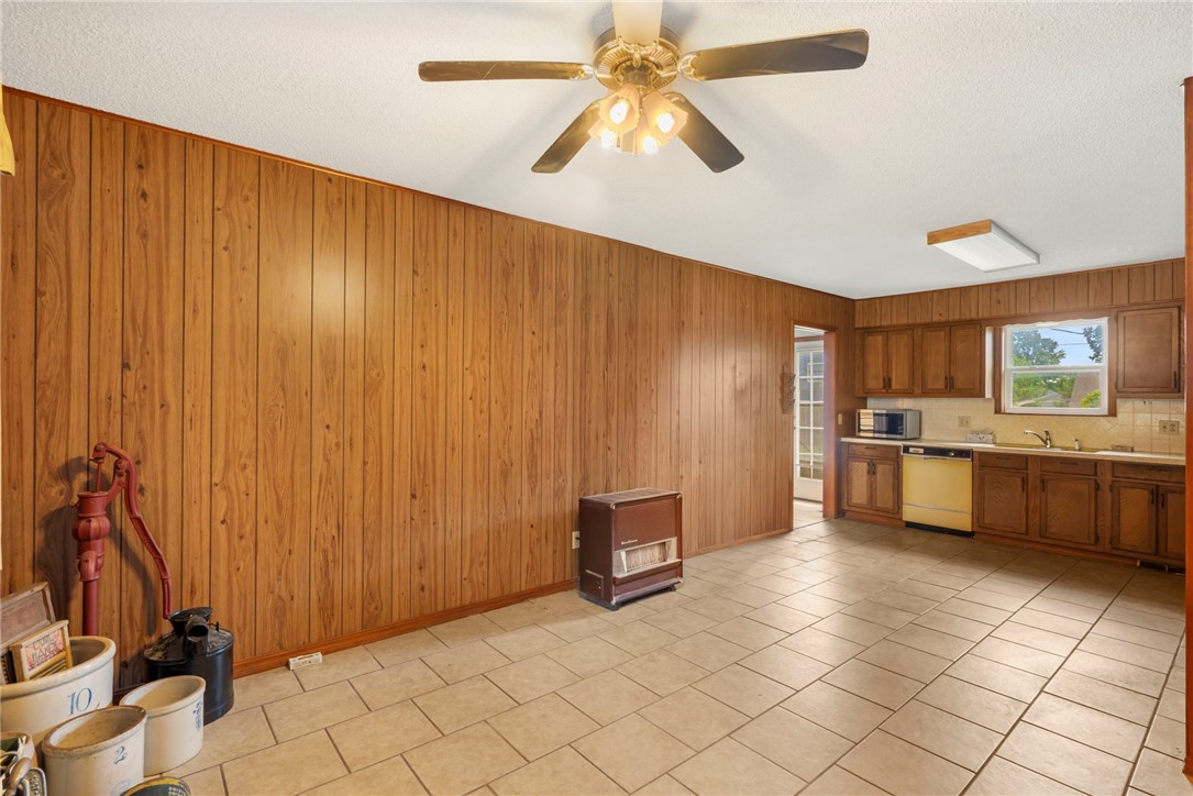 Rolling Hills Sub Bentonville - Residential