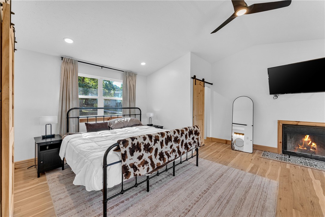 Unit 10 Holiday Island - Residential