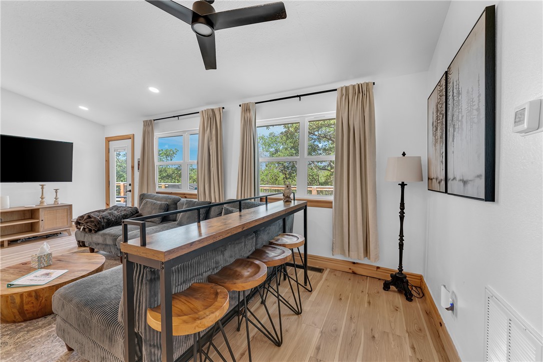 Unit 10 Holiday Island - Residential