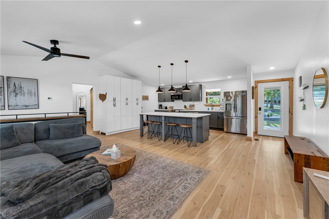 Unit 10 Holiday Island - Residential