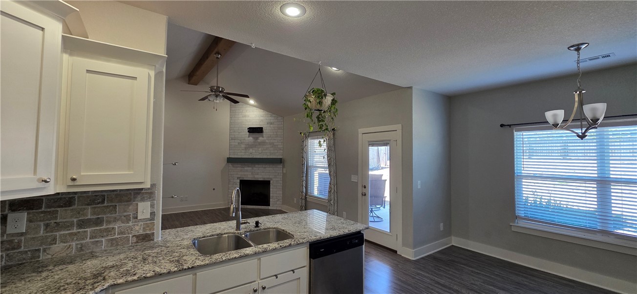 Sundowner Sub Ph 3 - Residential Lease