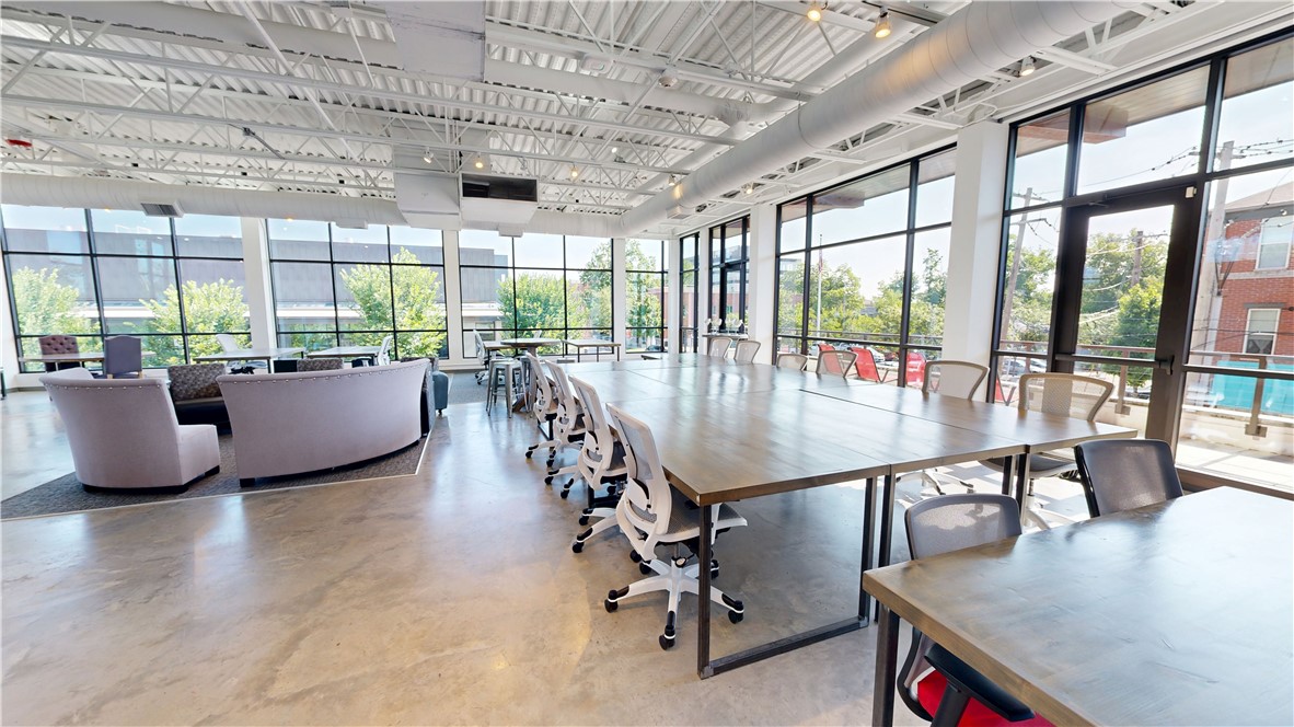 T J Hollands Sub Bentonville - Commercial Lease