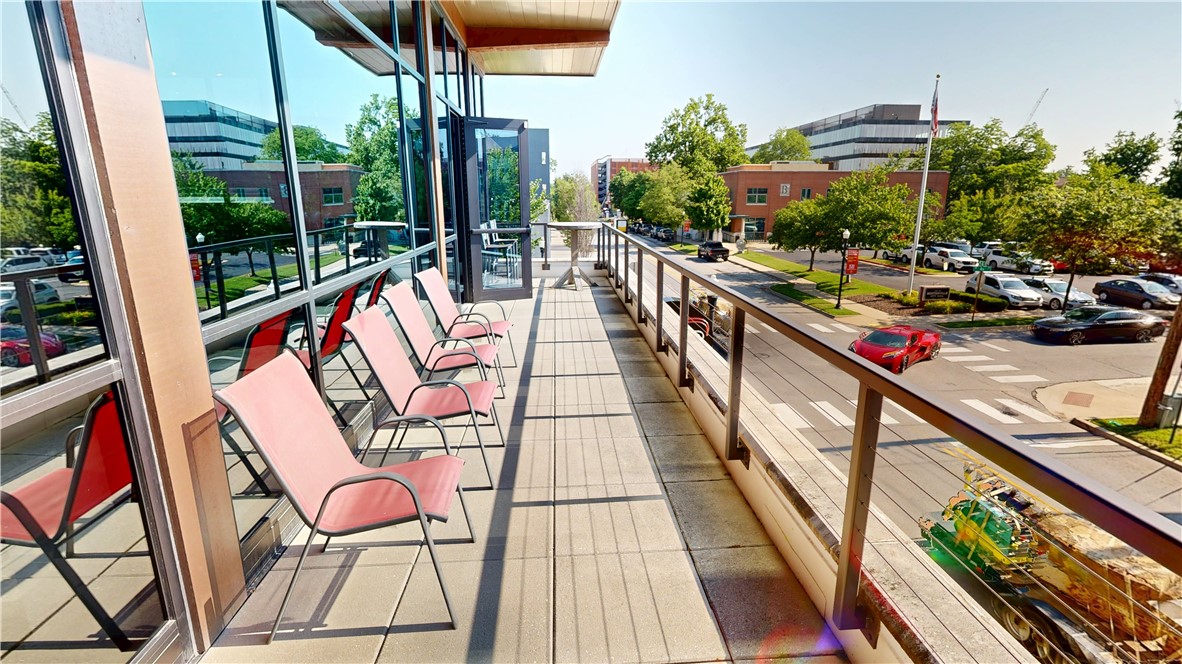 T J Hollands Sub Bentonville - Commercial Lease