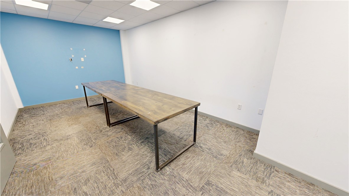 T J Hollands Sub Bentonville - Commercial Lease