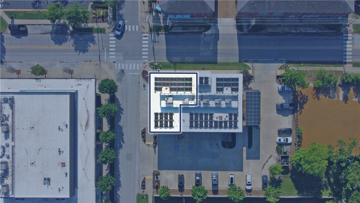 T J Hollands Sub Bentonville - Commercial Lease